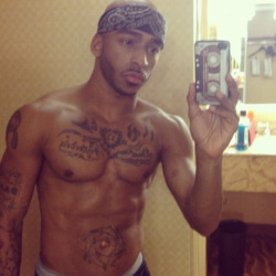 flyboi777:  nigel90:dereyposts:  dominicanblackboy: