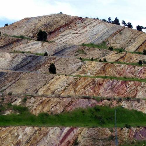 The infamous I-70 roadcut west of Denver near Morrison, CO. On both sides of the hogback there are s