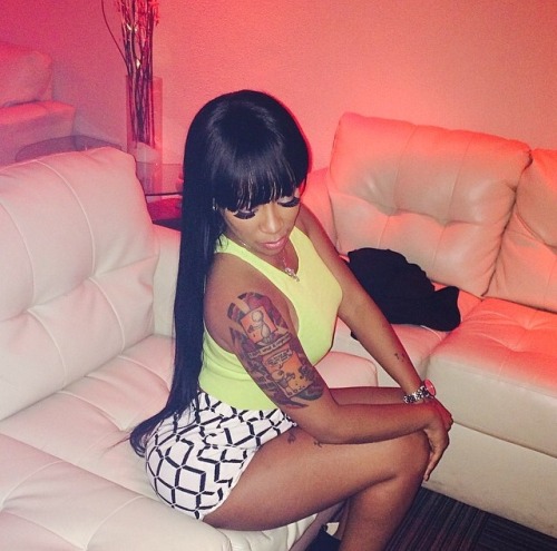 neenablanco:  K Michelle  Neenablanco.tumblr.com  One thick lady here