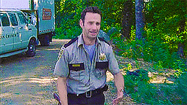 ravemreyes:  the walking dead: gifset per episode | season one, episode three - tell