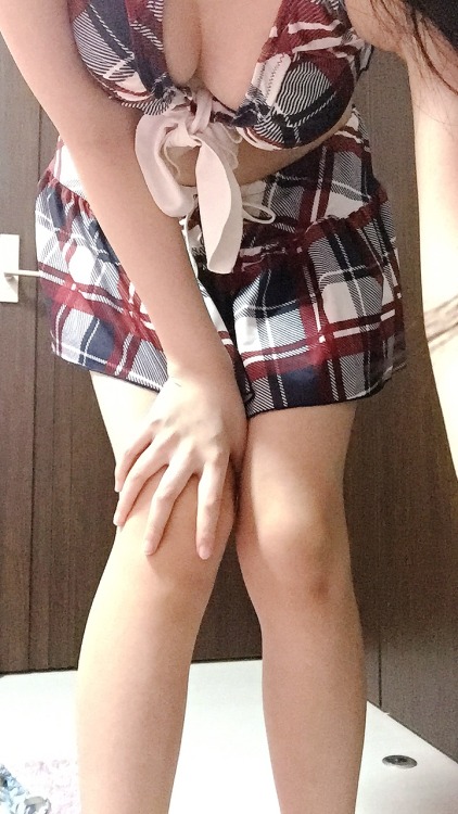 mittan2327:  水着着てみた((((((((((っ･ω･)っ ﾌﾞｰﾝ