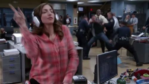 Tell Me I'm Not The Only One Who Thinks Franco Colapinto Gives Of Major Gina From Brooklyn 9-9 Vibes