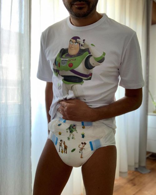 To infinity and beyond ❤️ #diaperlover #diapergay #diaperboy #abdl #thickdiaperlife #thickdiaper #ab