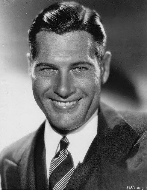 stellabystarlight12:Paramount leading man, Richard Arlen in the 1930s.