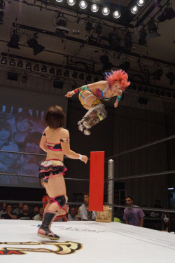 wrestlinghurts:  Kana, you are missed…oh, she still wrestles? Where? Oh, that’s nice.