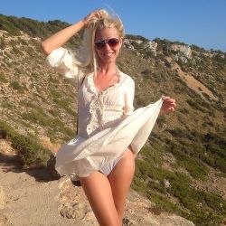 lynnanilsson:  I miss you #summer !!! #Mallorca #sun #wind #sea #blond @MissLynnaCom @Ms.Lynna #MsLynna #LynnaNilsson @LynnaNilsson