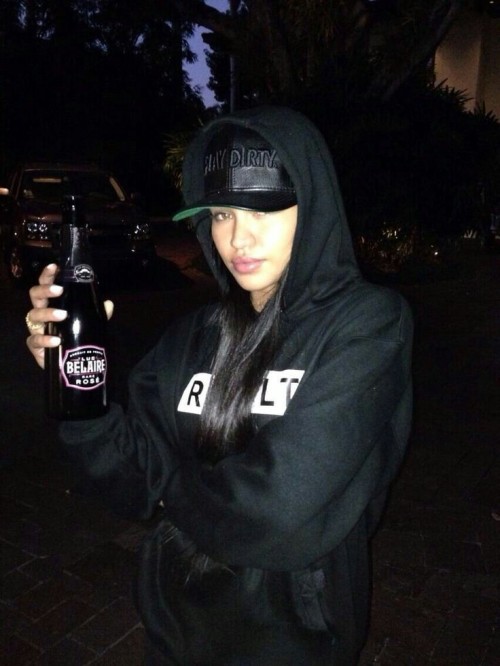 lovecasandrae: Blackout