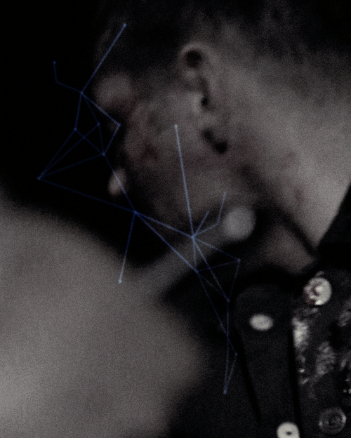 alaynestone:saltandshakendust:this is how a martyr is made#constellations etched across your skin #d