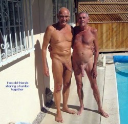 brettydoodle:  markgorovik:  Two old friends  I would really enjoy a 3 some with them that’s for sure 