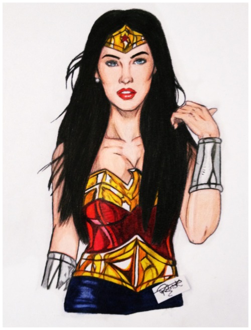 Megan Fox + Wonder Woman
My last drawing of my creations of famous + personagens..espero enjoyed.