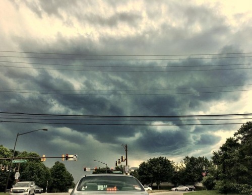 #stormclouds Coming In. #clouds #storm #springstorms #storms #grayskies #greyskies #nomad #nomadpicturestudios