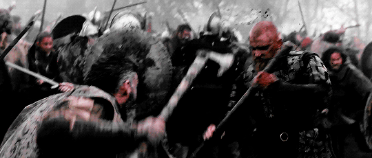 vikingshistory:  I want to take Kattegat back from Ivar. I’m going to kill him.