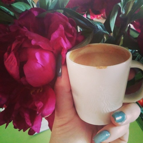 These are a few of my favorite things. #queuethemusic #peony #thiscolour #starbucks #espresso