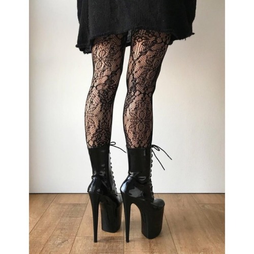 RTBU BITE 20cm Platform Calf Lace Up Zip Runway Show Boot Fetish Black Patent. WHERE TO BUY: https:/