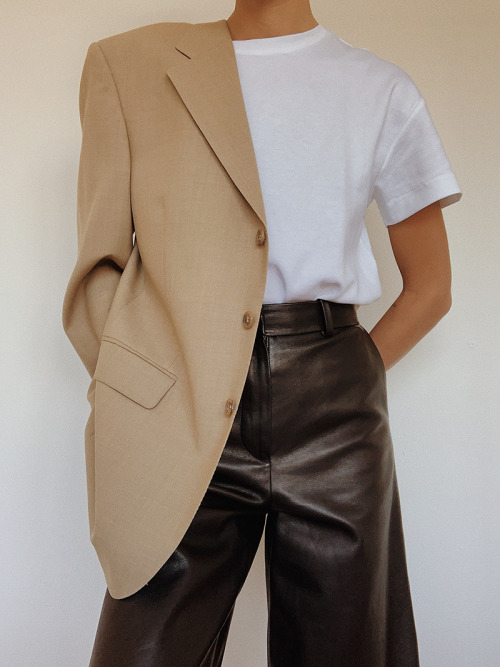 minimalstreetwear: Neutral Oversized Blazer Outfit