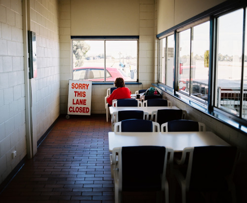 lekewl: Petrol Station, somewhere between Melbourne and Adelaide.