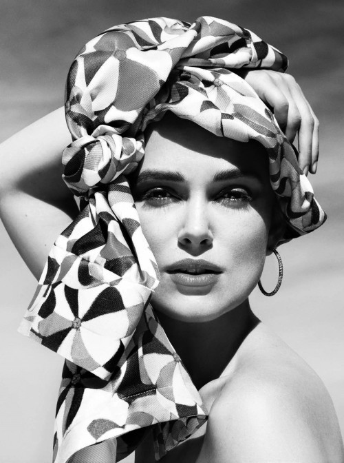 eternitychic:  http://eternitychic.tumblr.com/ ♣ 10.01.16 ♣ Model : Keira  Knightley. Photographer : Paola Kudacki 