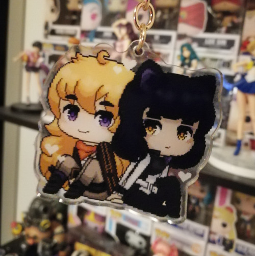 nellawashere: BUMBLEBY ACRYLIC CHARM GIVEAWAY I ordered a bunch of charms and will be giving away th