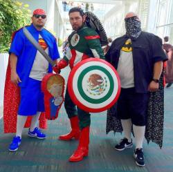 futubandera:   Super Cholo, Captain Mexico