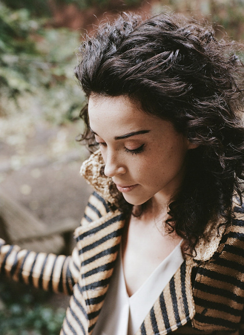 uptightcitizensbrigade:  jacquelineboothdimilia:  While putting together a fresh edit of my book it’s so nice to go through old film.Here’s a throw back to some unseen pics of awesome woman St. Vincent / Annie Clark.  oh my