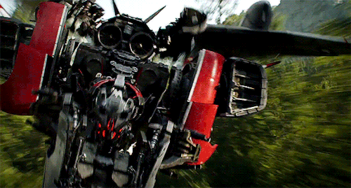 wouldyoukindlymakeausername:Starscream in Bumblebee (2018)