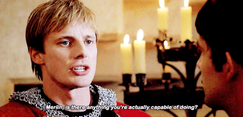 loveisamixtape: things merlin can do: put up with arthur 