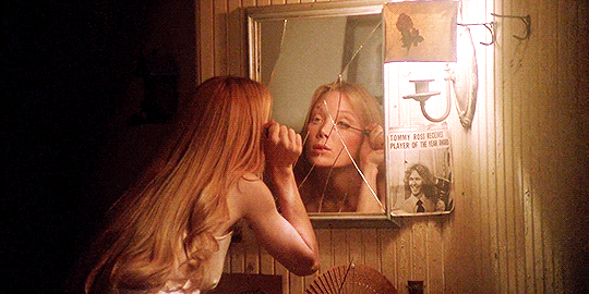 dailyhorrorfilms: Carrie (1976) dir. Brian De Palma 