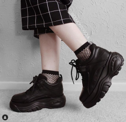 the-neko-soft-grunge:  Instagram : DemontosomeShoes : Alienmood