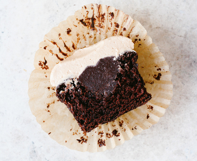 hellobreadbreakers:  fullcravings:  Chocolate Stout Cupcakes with Irish Whiskey Ganache