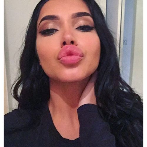 pinkythekinky:  (via 11/10 bimbo - Album on Imgur)  