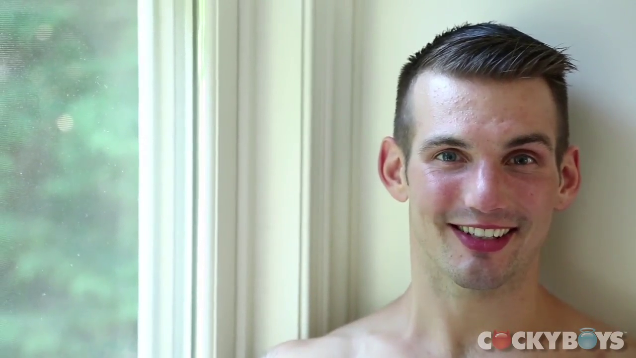 shelikeshairbands:  True confession time: Chris Harder is not my type. Love his blog.