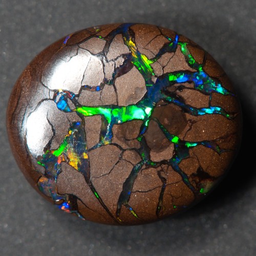 fucktheflagandfuckyou: holographite: Boulder Opal deadass thought this was some sort of magical cosm