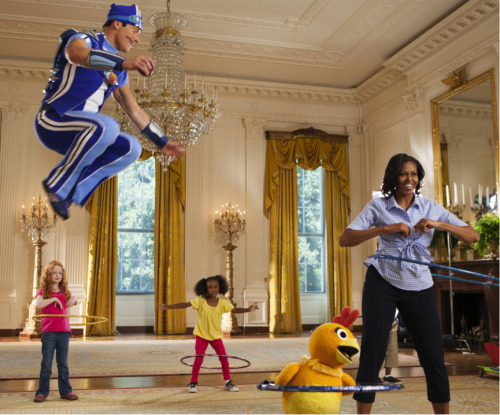 blue-elf-corps:Let us remember Michelle Obama as the only First Lady in US history to be BFFs with S