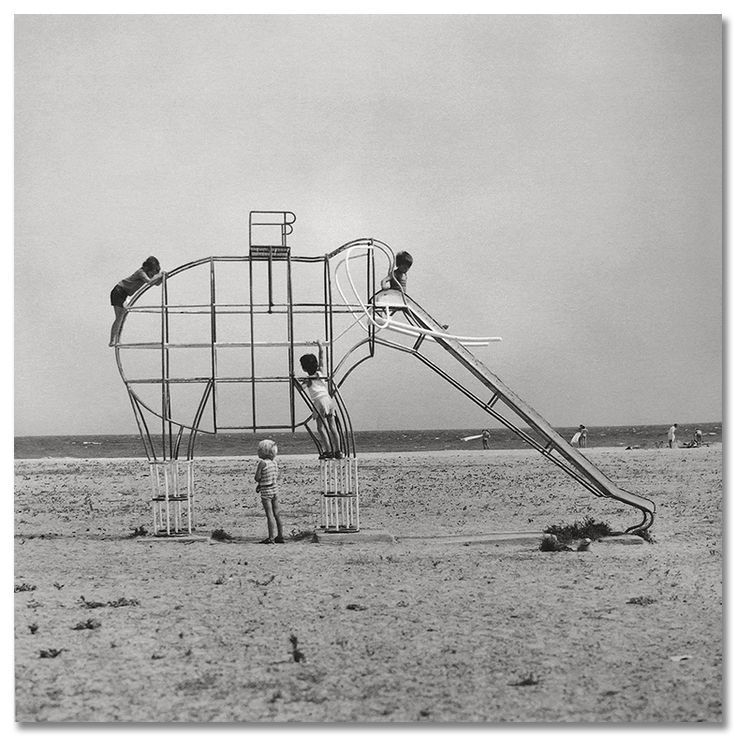 elisemesner: Elephant slide  Girona, 1975  Francesc Català-Roca 