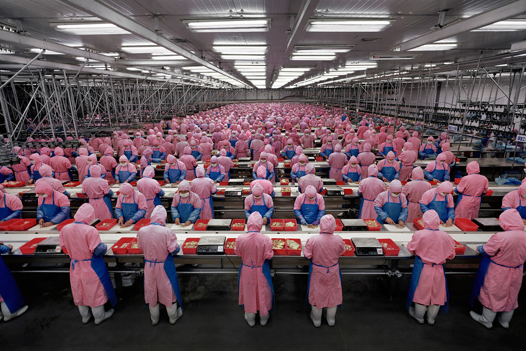 Lavorare è meno noioso che divertirsi.        (Charles Baudelaire) Manufactured