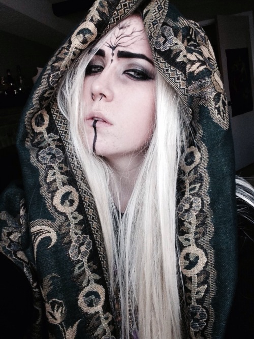 elvenking-mitya: “charming as ever, Inquisitor.” // Inquisitor closet-cosplay