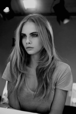 maryfashionista:  Cara delevigne 