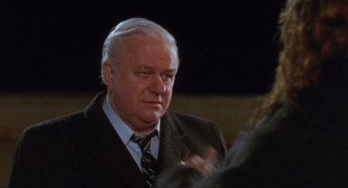 V.I. Warshawski (1991) - Charles Durning as Lt. Mallory[photoset #4 of 4]