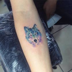 1337tattoos:    Adrian Bascur    LONE WOLF