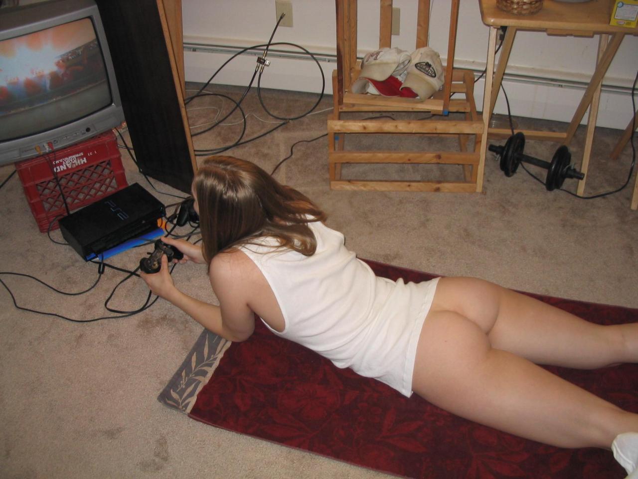 Nude gamer xbox girls