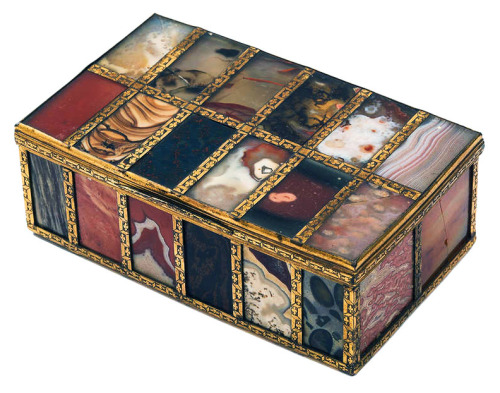 ufansius: Italian specimen agate and quartz box, circa 1800.