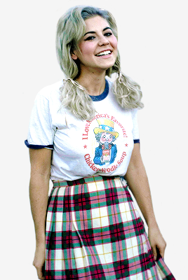 marinaroyal:  Housewife, beauty queen, homewrecker, idle teen.