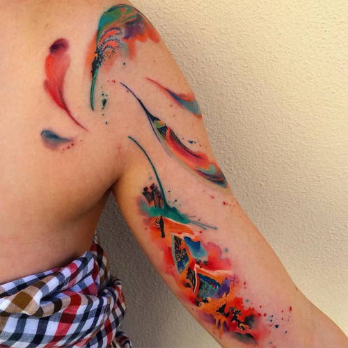 wetheurban:  Unique Watercolor Tattoos, Ondrash Czech Republic-based artist Ondrej Konupcik, aka Ondrash, has a tattoo style that’s different from the usual thick, black outlines—his colorful pieces mimic the carefree fluidity of watercolor paintings.