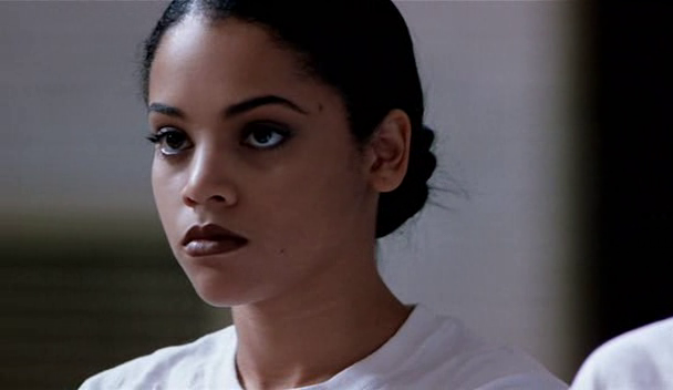 queenrxtchet:  she dont age  -