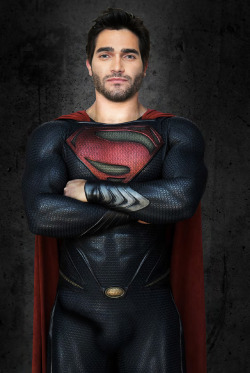 the-happiest-hale:  Superman Derek is packin….