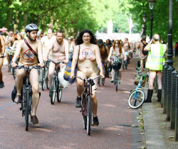 jegography:  Standard post-naked bike ride activity: Play Where’s