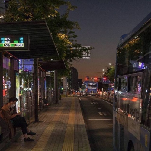 urbannoir: public transport moodboard