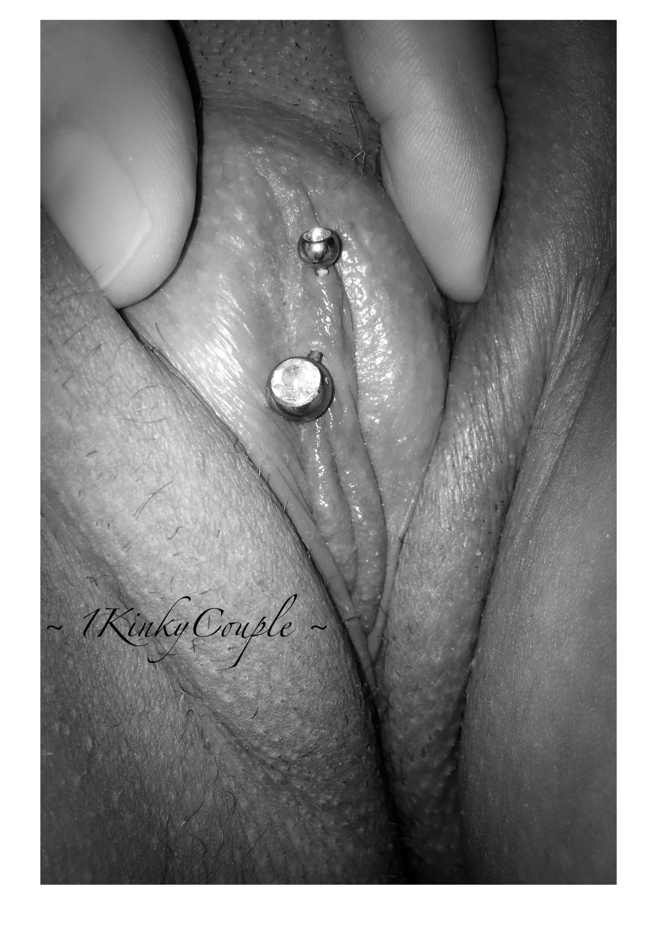 1kinkycouple:  Sparkles! 💋~ Mrs L ~
