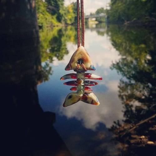 Caught this fishbone in the grand river #stopdroppendyshot #riverfishing #michiganglass #pendantsofi