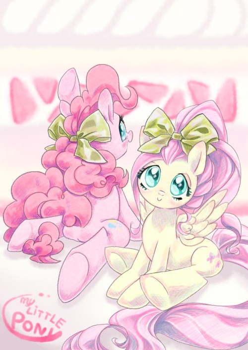 mlpfim-fanart:mariponihoney:mariponihoney  Strawberry Shortcake 